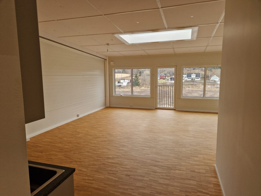 Skallsjö Parkväg 1H - Floda - Kontorslokal 85 kvm