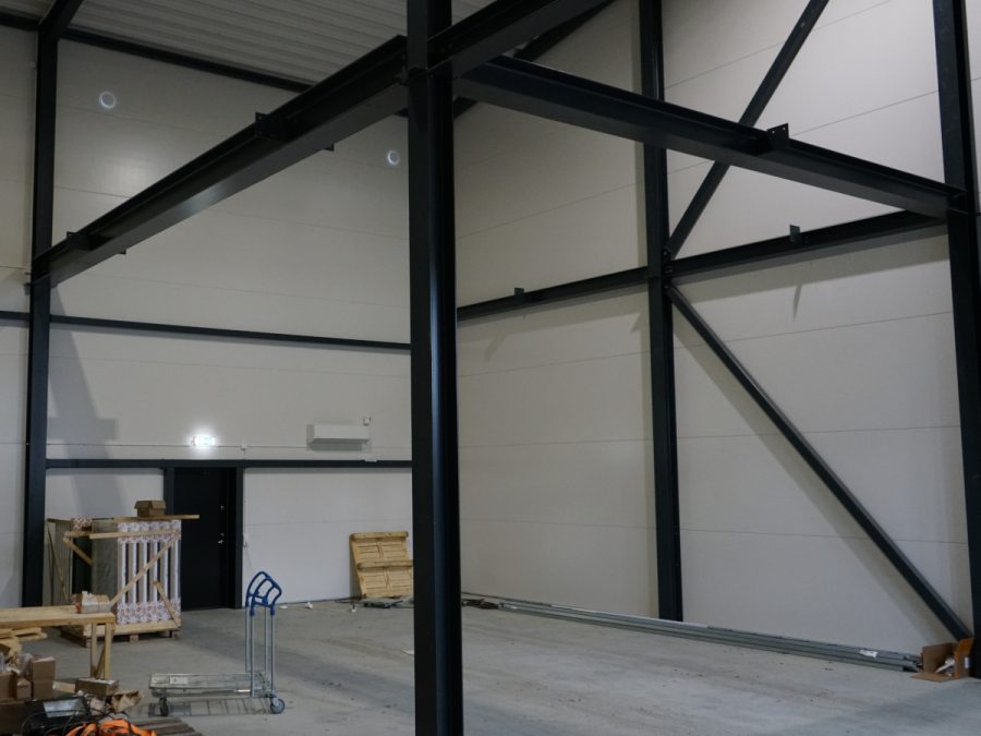 Skallsjö Parkväg 3C - Floda - Lagerlokal 210 kvm